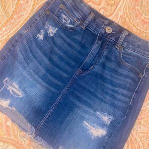 Fun skirt!! Looks brand new